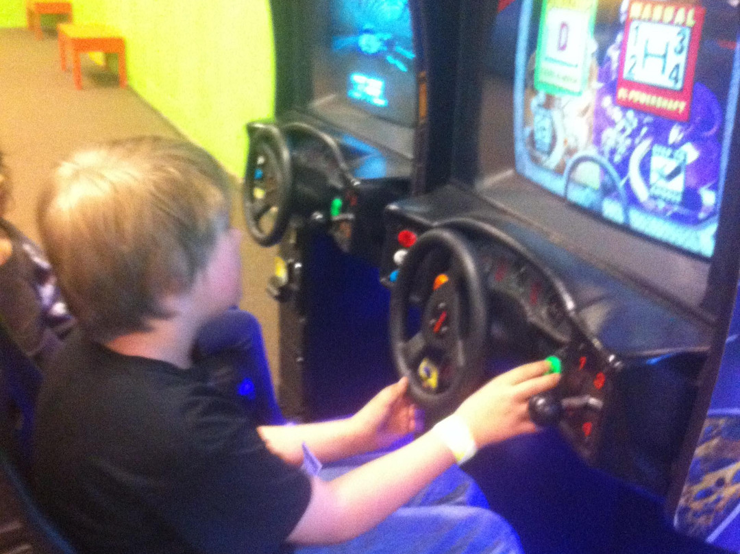 Bonzo's Fun Zone-Marion必去景点