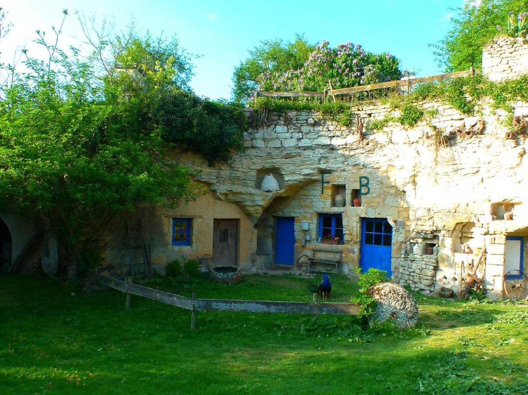 Maisons Troglodytes des Forges景点图片