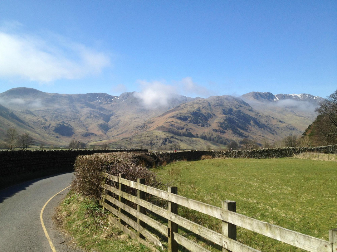 Bowfell and Crinkle Crags景点图片