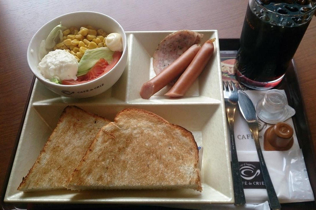 カフェ・ド・クリエ 蒲田東口店