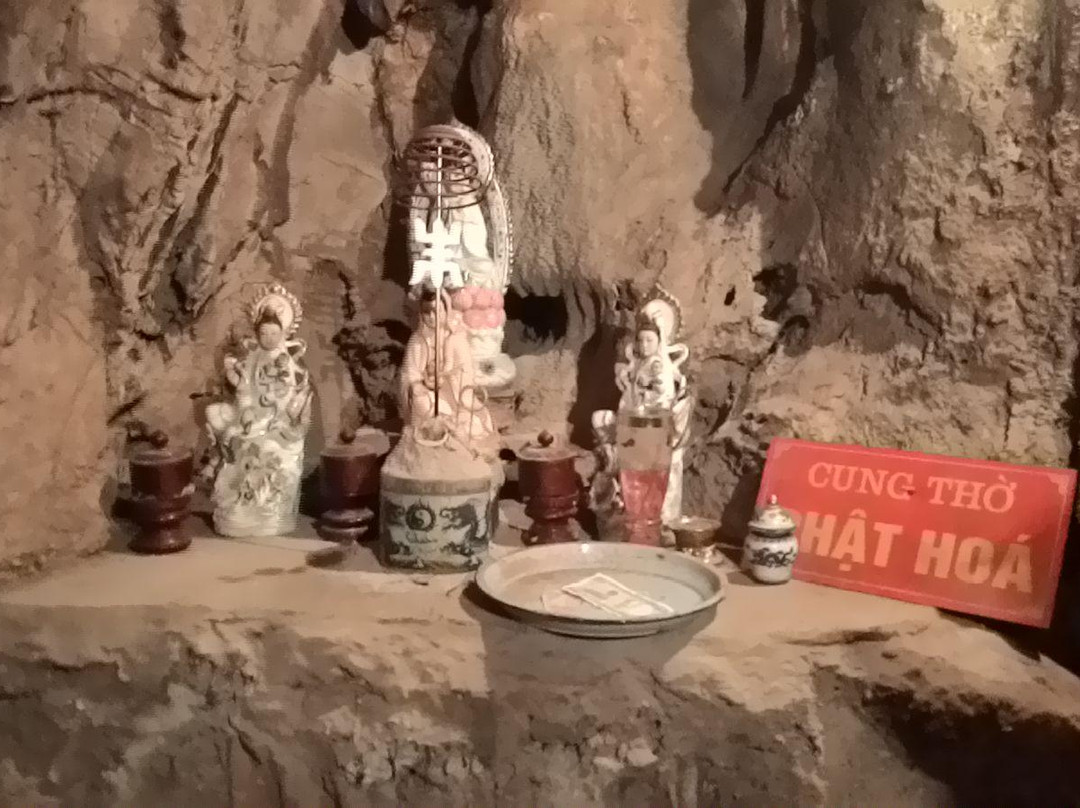Nhi Thanh grotto景点图片