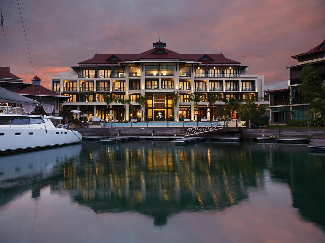 伊甸园布鲁酒店