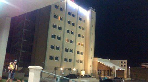 Hotel Oeste Plaza主图