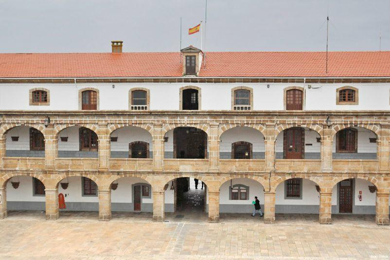 Cuartel de Dolores-费罗尔必去景点