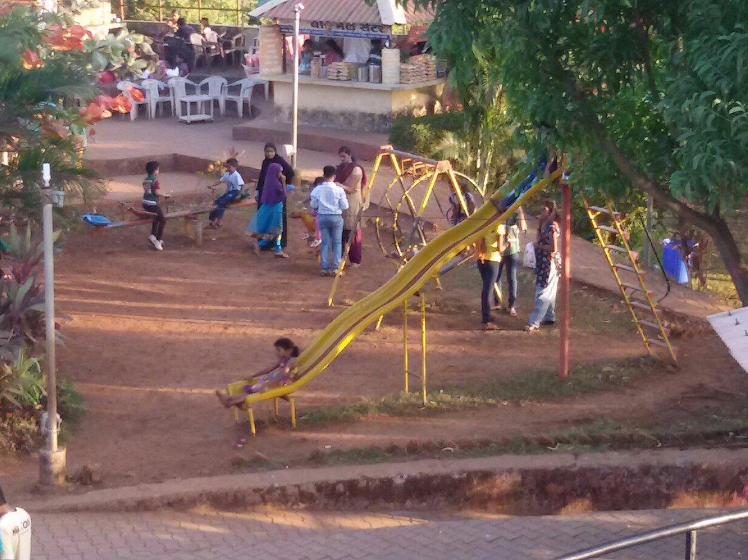 Thibaw Point景点图片
