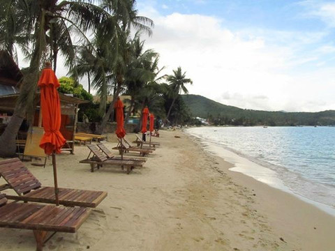 查武恩海滩-苏梅岛必去景点