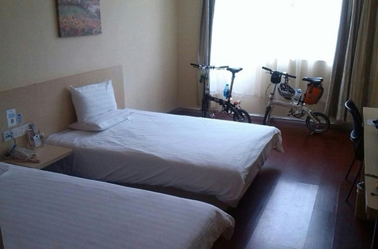 天津汉庭小白楼店主图