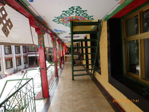 拉萨八朗学酒店（八廓街店）主图