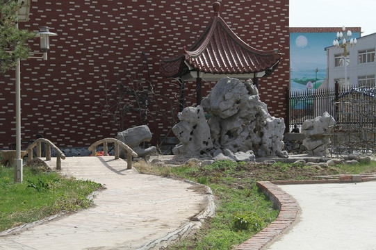 阳光假日温泉酒店主图