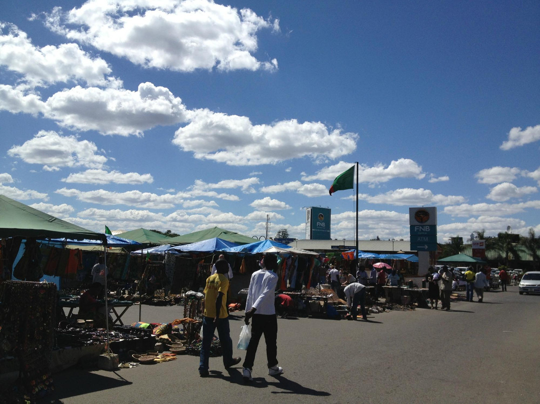 Pakati Sunday Market-卢萨卡必去景点