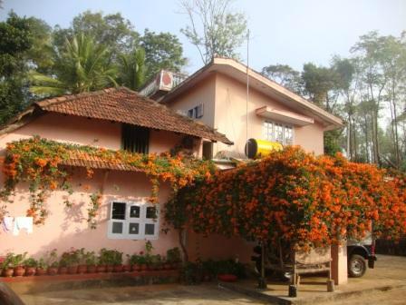 Coorg Home Stay - Vicky Niwas-客卧