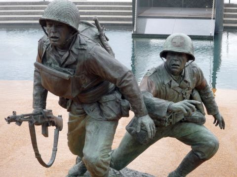 National D-Day Memorial-Bedford必去景点