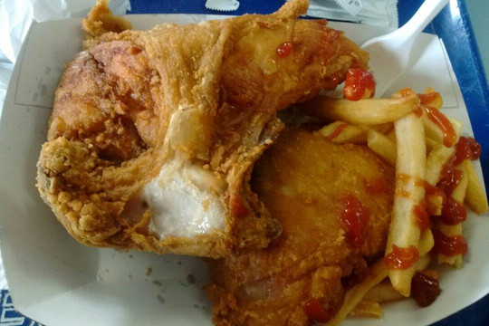 Moca餐馆和美食-Tender Fried Chicken