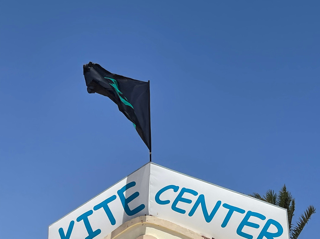 Candy Kites School-纳布克湾必去景点