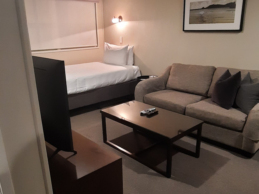 Colonial Court Motor Inn主图