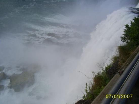 新娘面纱瀑布-尼亚加拉大瀑布必去景点