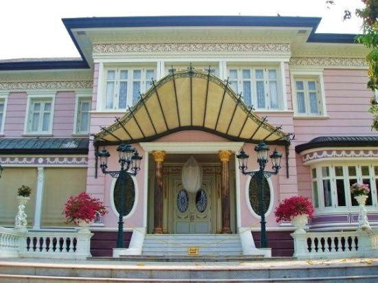 Phra Thinang Uthayan Phumisathian-挽巴茵必去景点