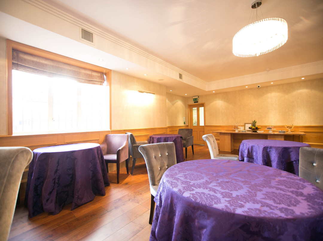 The Pillar Hotel主图