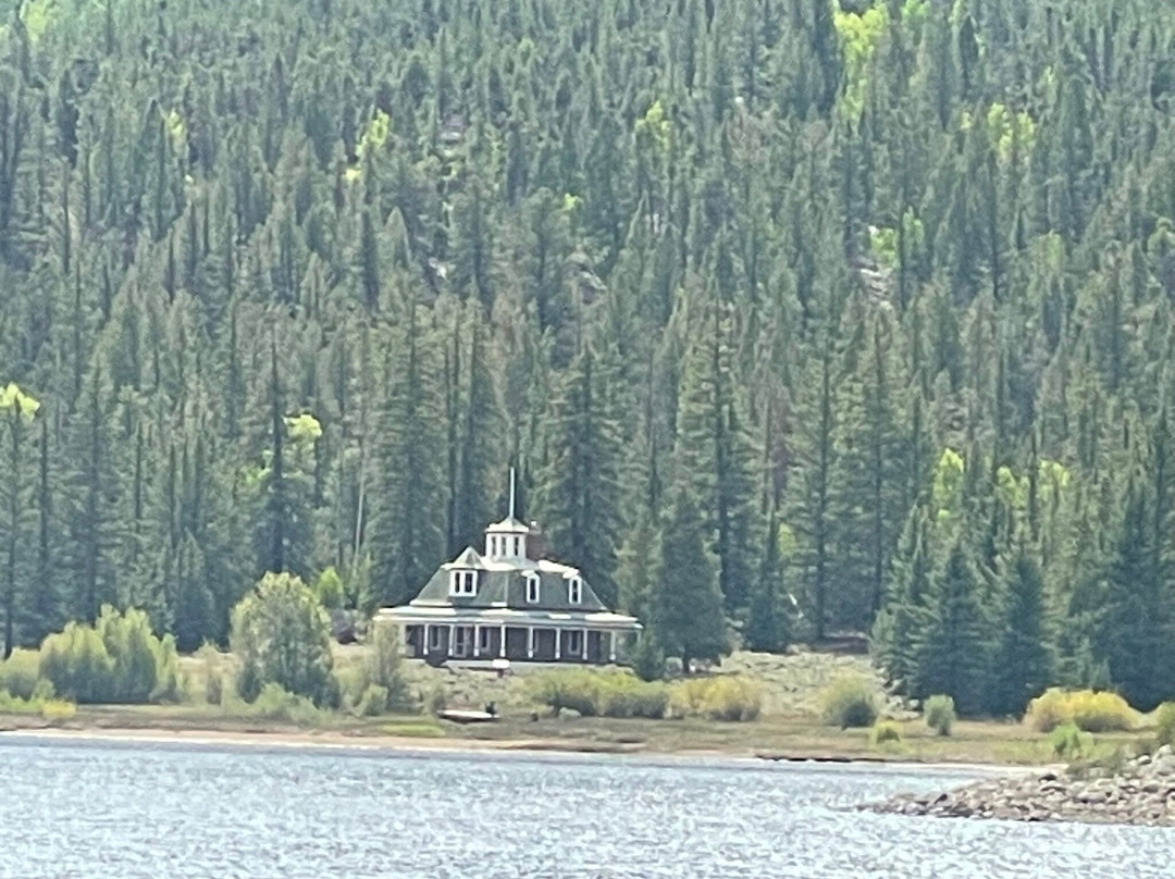 Twin Lakes Roadhouse Lodge And Cabins主图