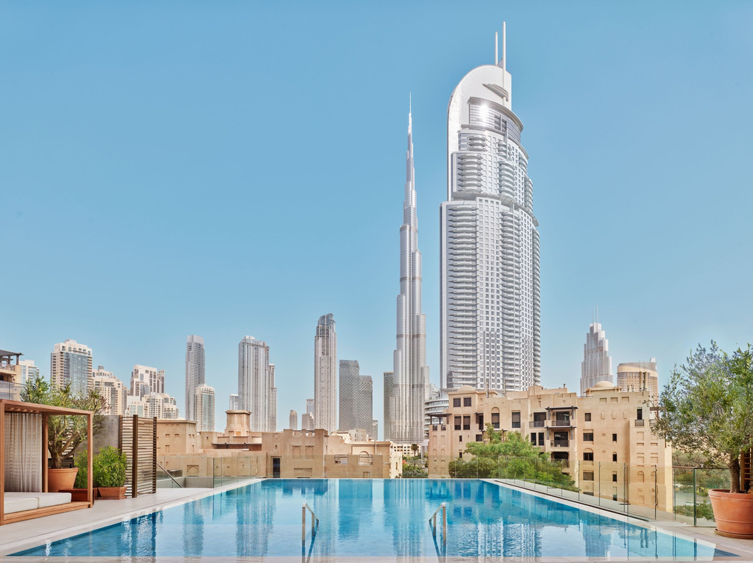 迪拜艾迪逊酒店主图