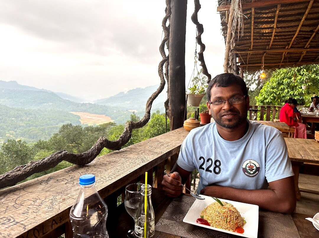 SL Tuk Tuk Travels-康提必去景点