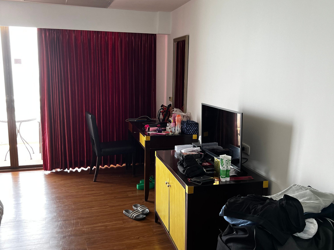 富拉玛乔木提恩海滩酒店主图