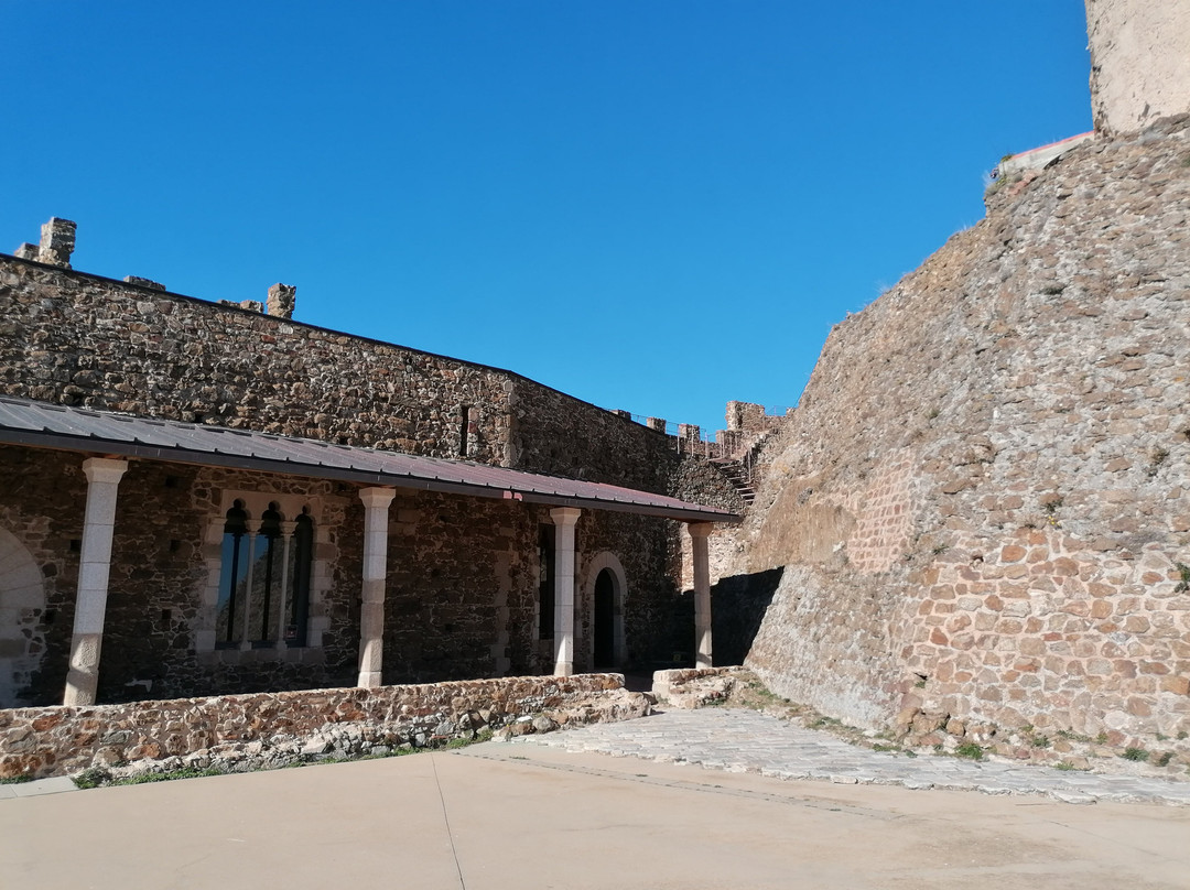 Castillo de Montsoriu景点图片