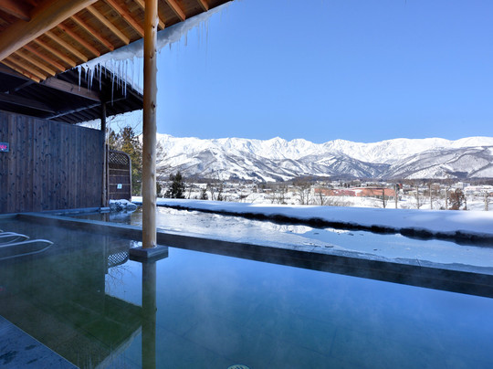 白马高地酒店主图