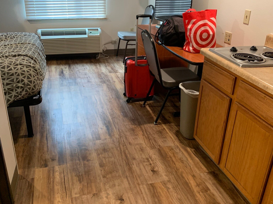 WoodSpring Suites Savannah Garden City主图