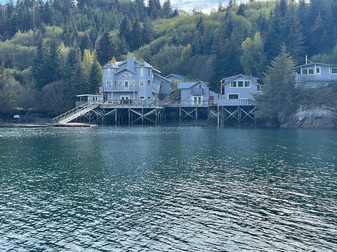 Danny J Ferry-Halibut Cove必去景点