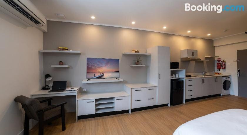 Toorak Central主图