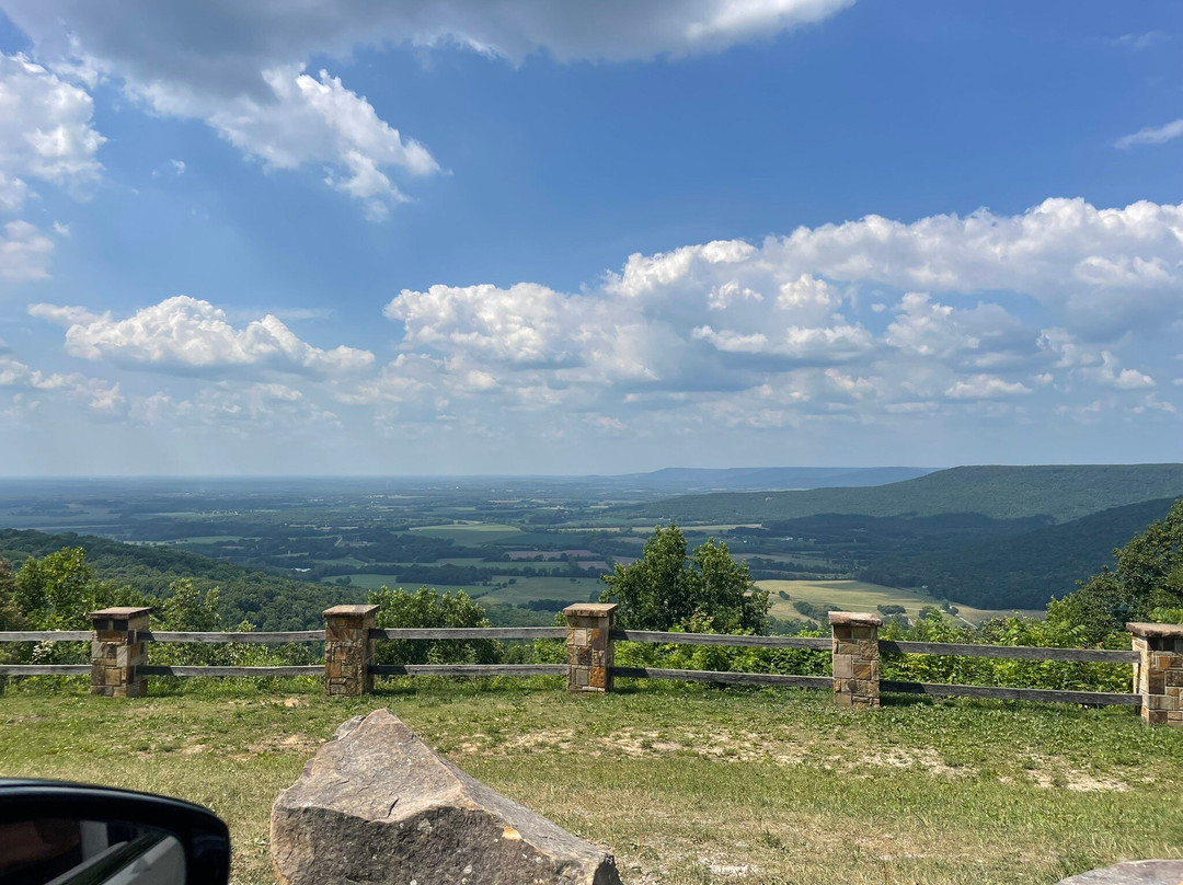 The Sewanee Inn主图