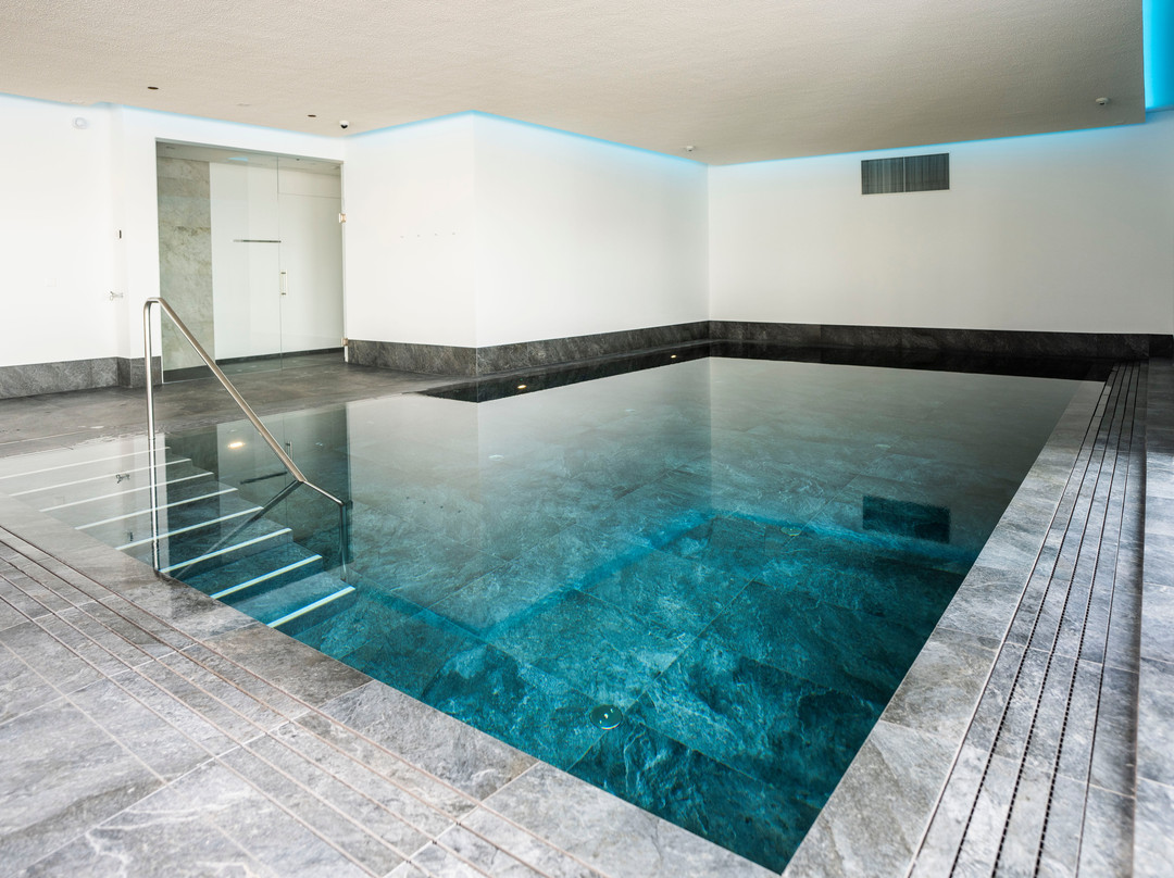 Hotel Helvetia主图