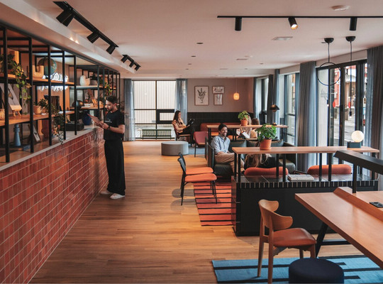 中央广场酒店主图