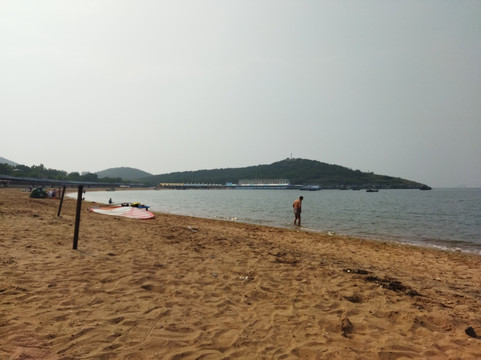 大黑石海滨浴场-大连市必去景点