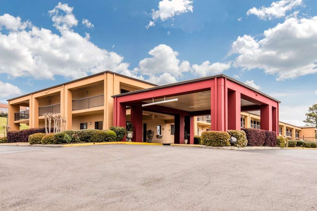 Quality Inn Pelham I-65 Exit 246主图