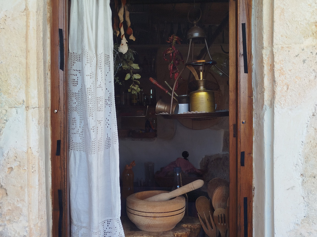 Cretan Gea-Xirosterni必去景点