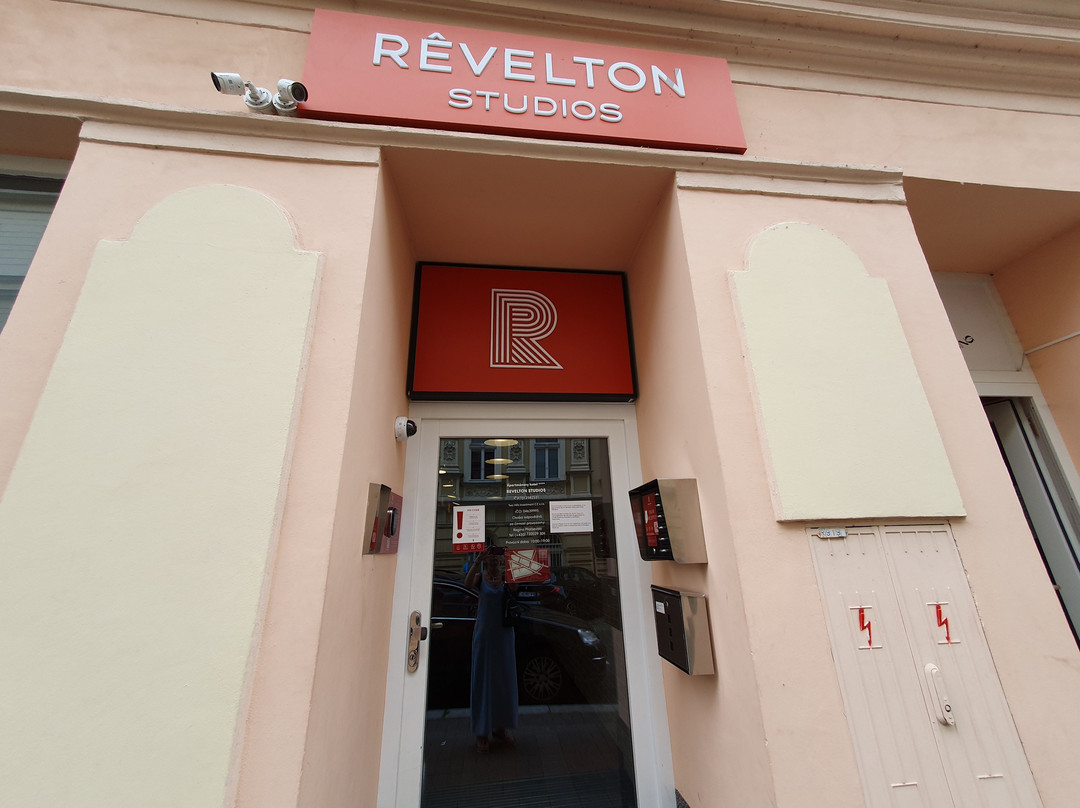 Revelton Studios Karlovy Vary主图