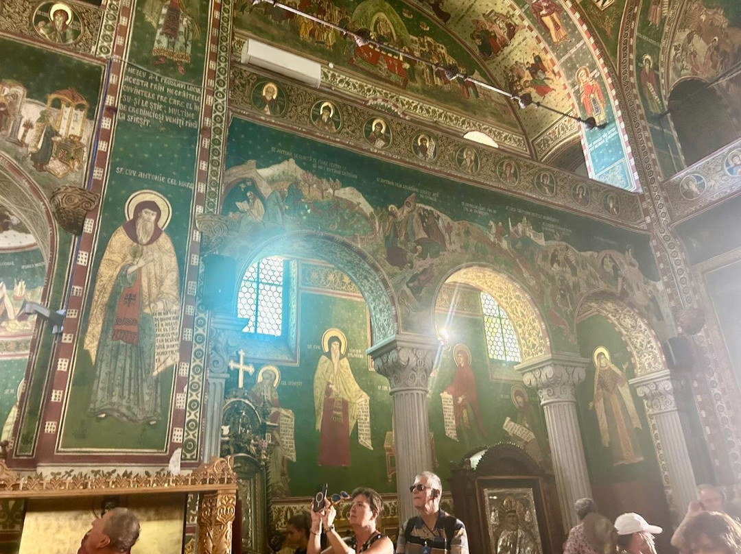 Catedrala Sfinții Apostoli Petru și Pavel - Constanța-康斯坦萨必去景点