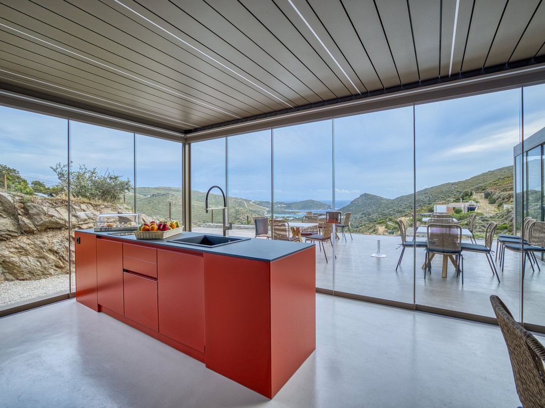 Heliades Villas主图