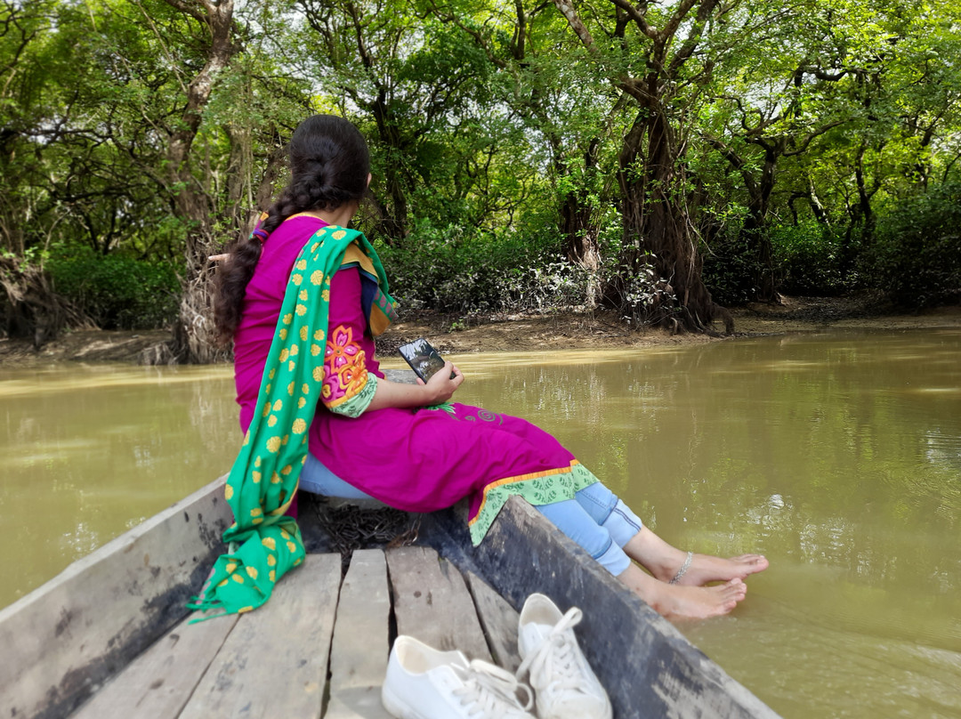 Ratargul Swamp Forest景点图片