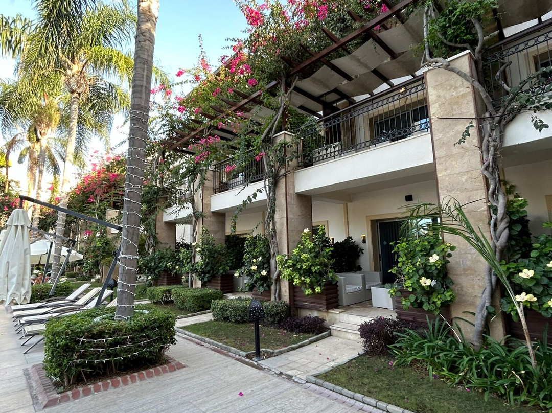 克拉托斯高级水疗酒店及主图