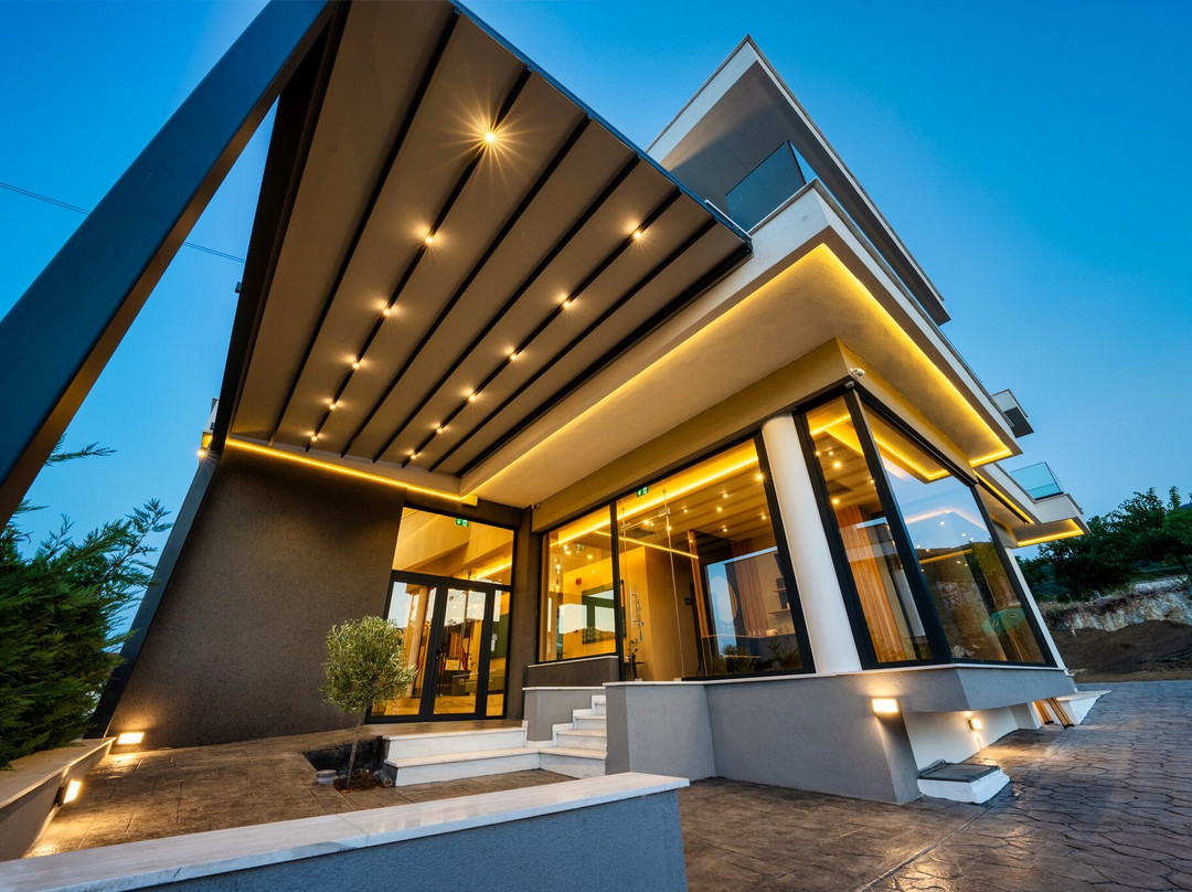 Lofos Luxury Living