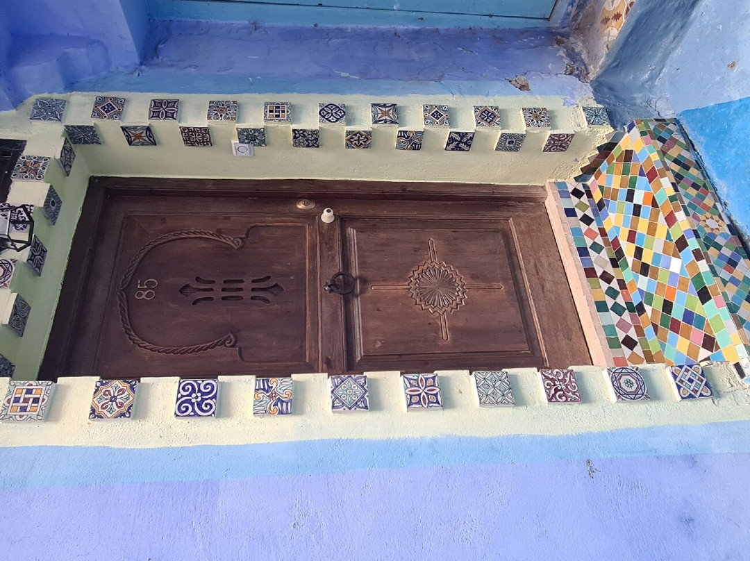 Callejon El Asri-舍夫沙万必去景点