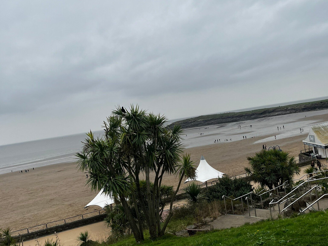 Whitmore Bay Beach景点图片