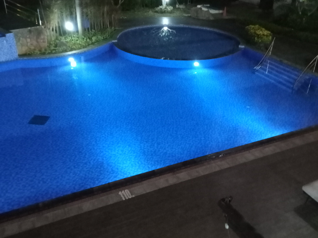 皇家喀拉喀托酒店主图