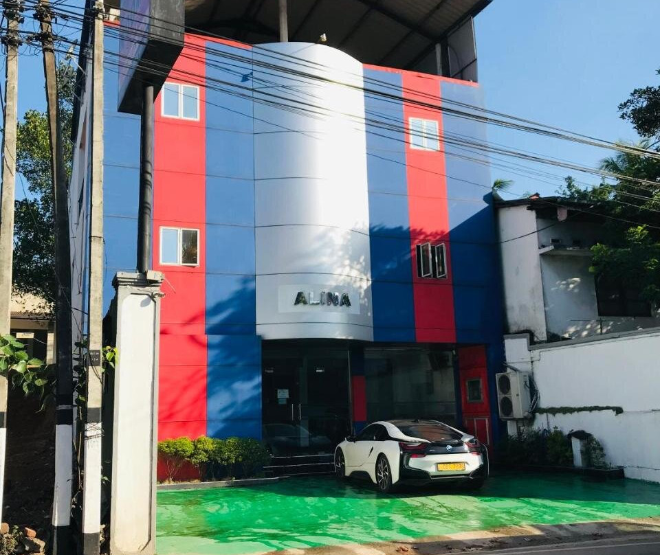 Alina Budget Hotel