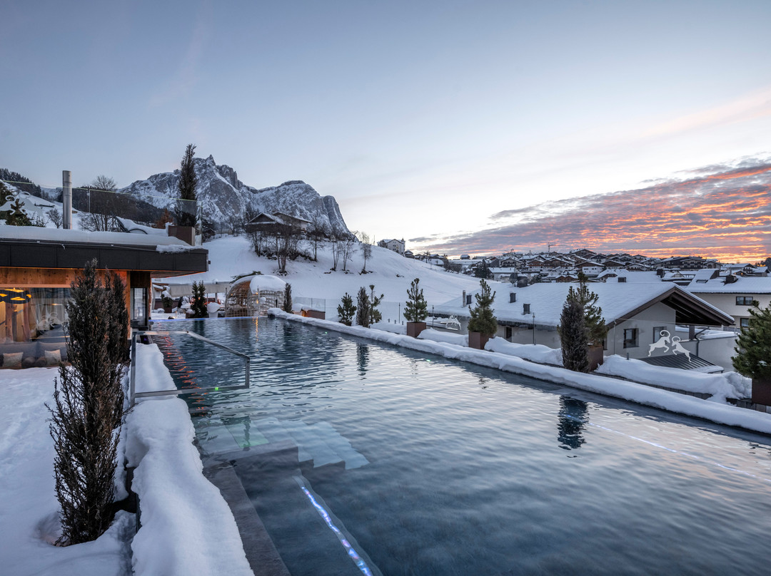 Abinea Dolomiti Romantic Spa Hotel