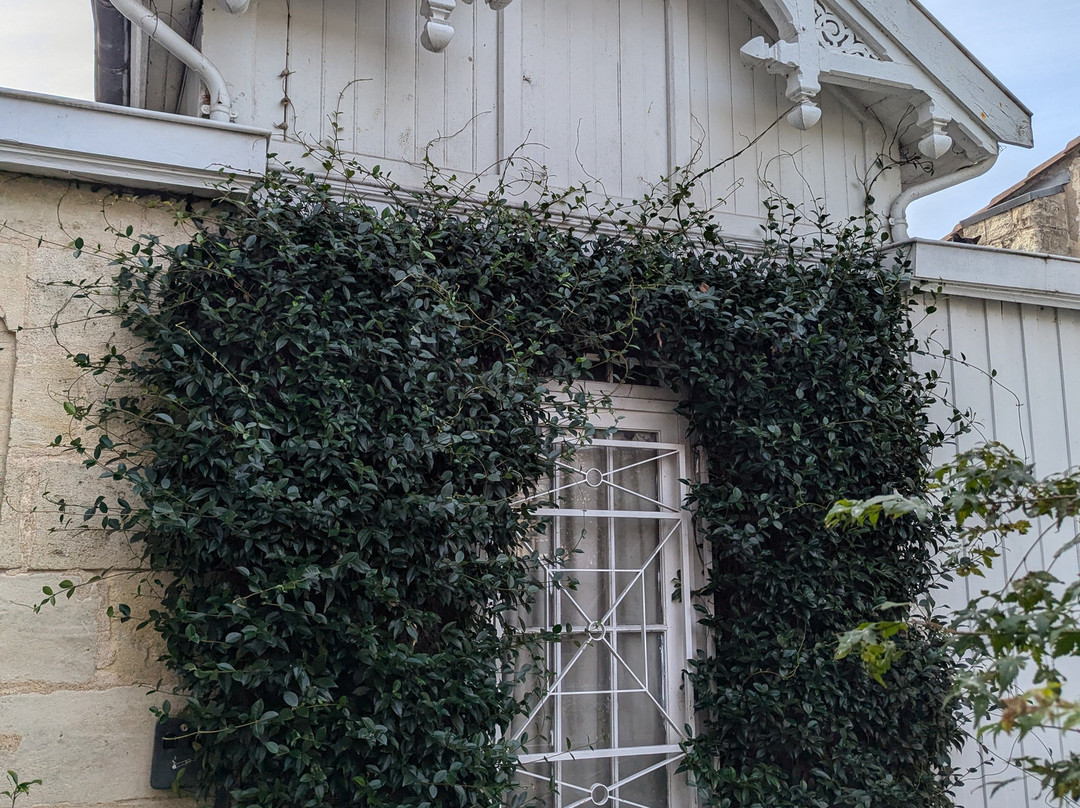 拉浩特蒙田酒店主图