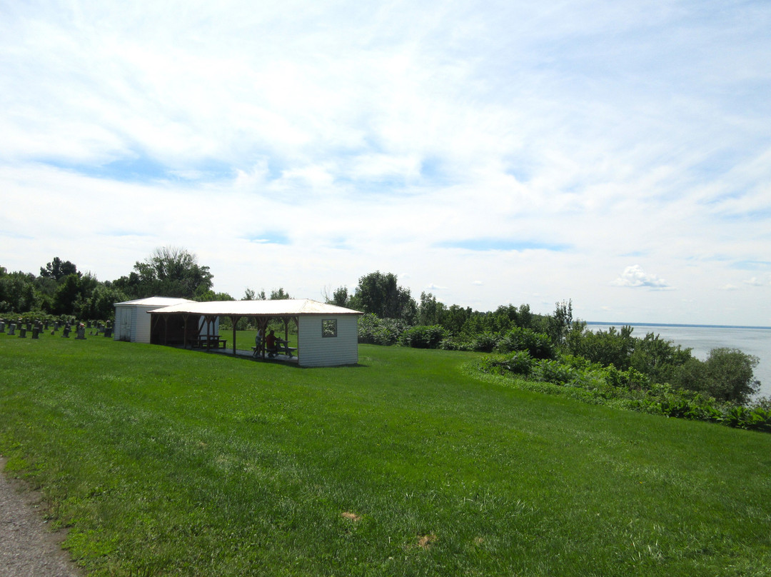 St. Pierre Presbytery-Saint-Pierre-les-Becquets必去景点